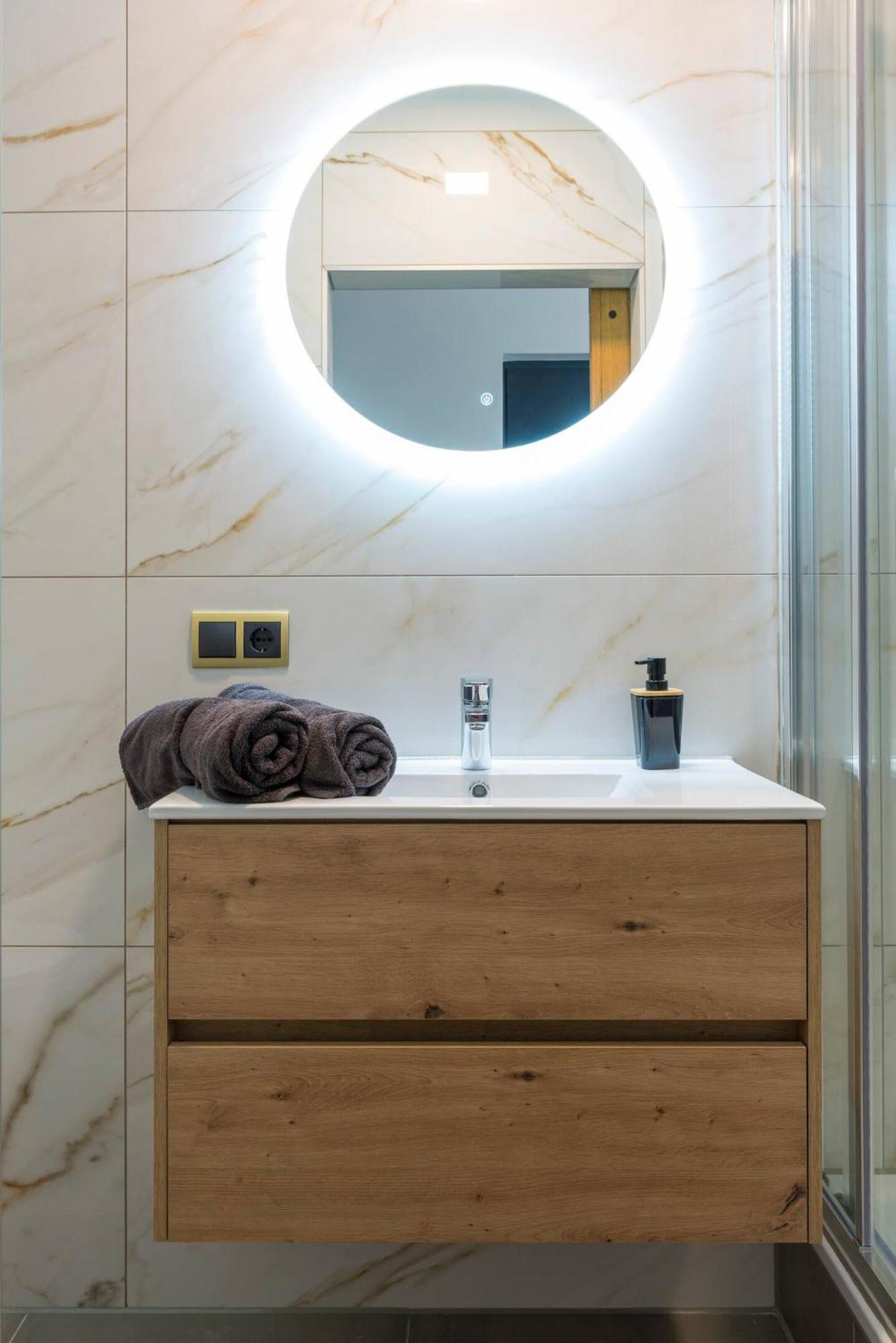Hotspot Location, Wifi, Bed En Koffie Harmony Apartamento Tilburgo Exterior foto